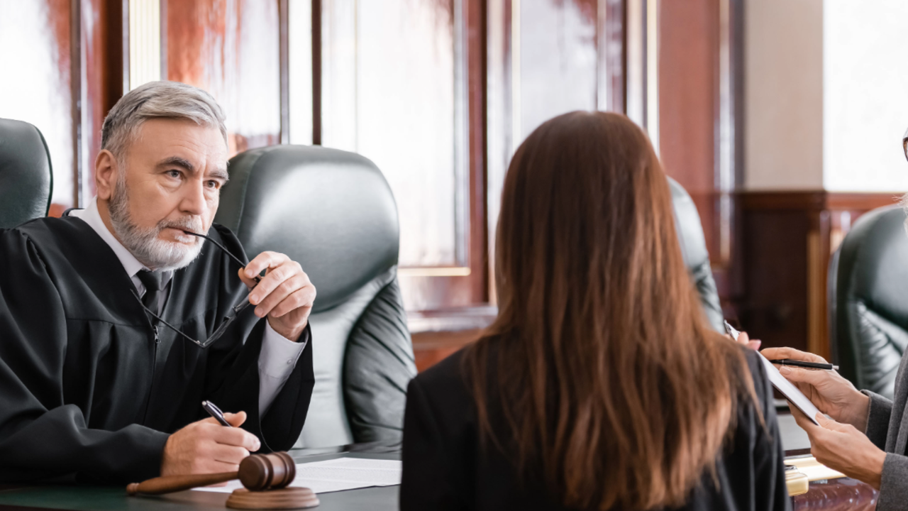 How To Choose the Right Legal Management Software for Litigation in 2025