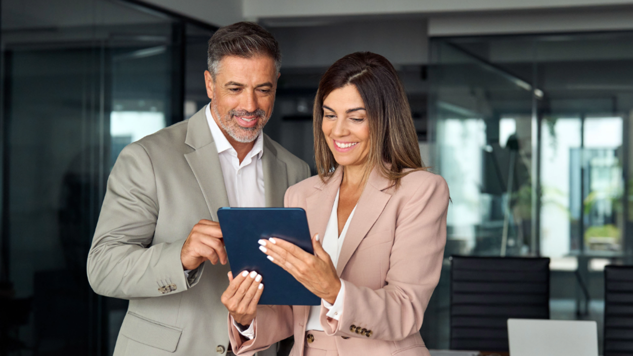 4 Top-Rated AI Legal Case Management Software