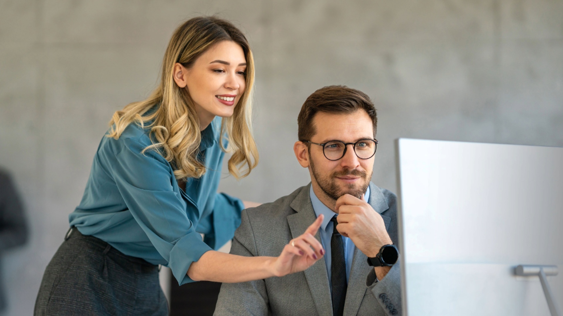 The Legal CRM Shortlist: 5 Top-Rated Tools Attorneys Actually Like