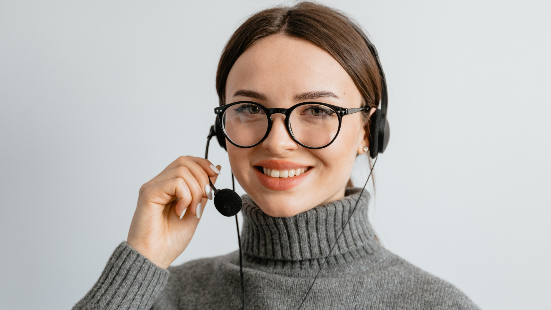 The Human Difference: Attitudes Toward AI in Healthcare Communication